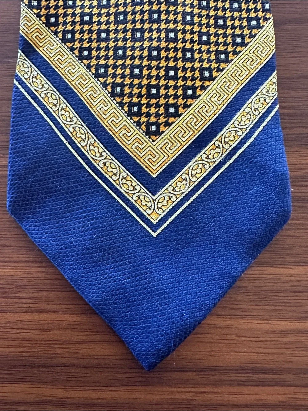 Gianni Versace Yellow and Black Geometric Houndstooth Silk Tie